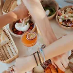 Le Domaine De La - De Dans Un Cadre Enchanteur イエール