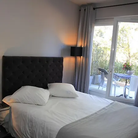 Le Domaine De La - De Dans Un Cadre Enchanteur