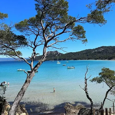 Domaine De La - Les Pieds Dans L'eau *