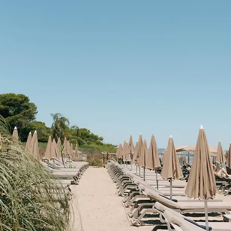 Le Domaine De La - De Dans Un Cadre Enchanteur *