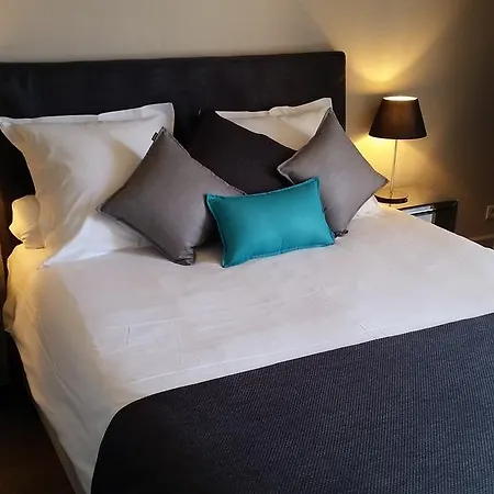 Domaine De La - Les Pieds Dans L'eau Appartement