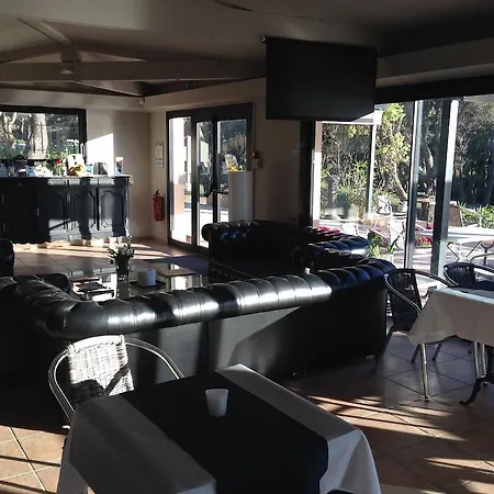 Domaine De La - Les Pieds Dans L'eau Appartement *