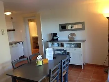 Appartement Le Domaine De La - De Dans Un Cadre Enchanteur Hyères