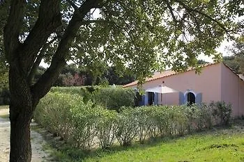 Daire Le Domaine De La - De Dans Un Cadre Enchanteur *