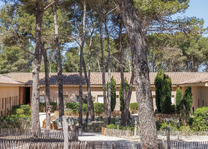 Le Domaine De La - De Dans Un Cadre Enchanteur Daire