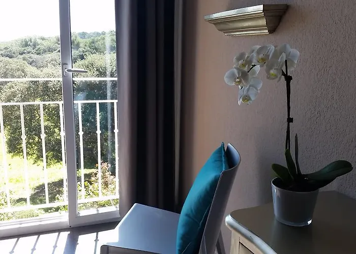 Appartamento Le Domaine De La - De Dans Un Cadre Enchanteur Hyères