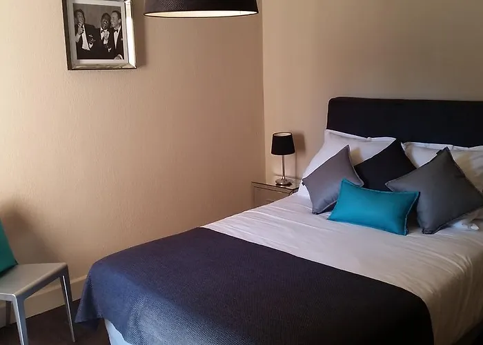 Le Domaine De La - De Dans Un Cadre Enchanteur