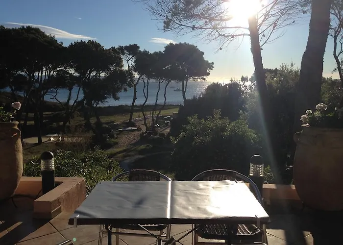 Daire Le Domaine De La - De Dans Un Cadre Enchanteur Hyères