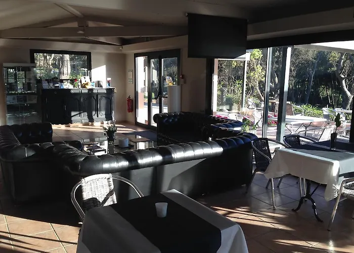 Le Domaine De La - De Dans Un Cadre Enchanteur Daire *