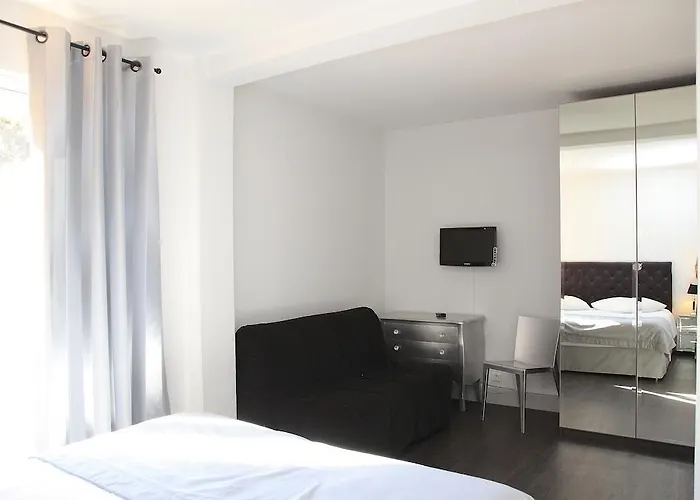 Le Domaine De La - De Dans Un Cadre Enchanteur