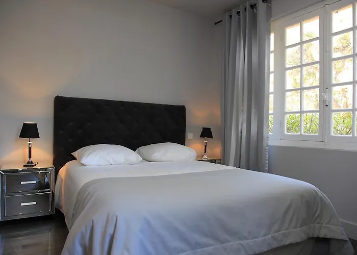 Daire Le Domaine De La - De Dans Un Cadre Enchanteur