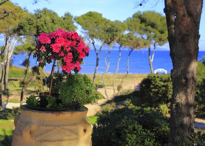 Daire Le Domaine De La - De Dans Un Cadre Enchanteur *